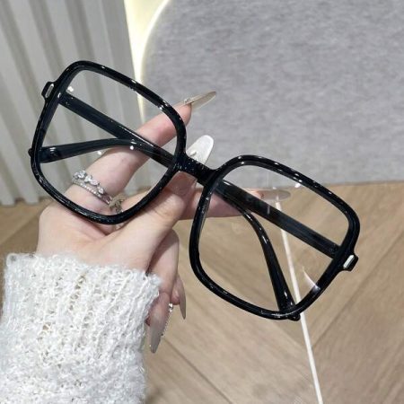 1pc/2-5pcs Women Oversized Classic Square Frame Lively Fashion Y2k Clear Glasses For Back To School Take Photo Daily Eye Protection Clothing Accessories. Clear